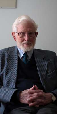 Carl Joachim Classen, German classical scholar., dies at age 85